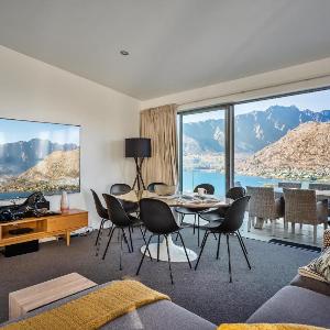 Views on Goldrush Lake Views BBQ Free Parking