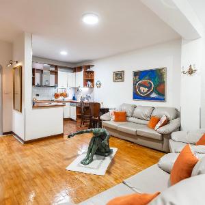 We Love Tirana Blloku 2Br Apartments