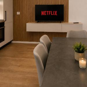 City Center Apartment Fast Wi-Fi 5 Min to Skanderbeg Square