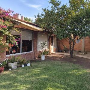 Casa Amplia con Quincho
