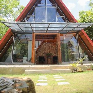 The Angla Luxury Stay near Beach & Madu River