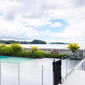 106 - Suva City Views Oceanfront Backyard