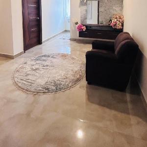 Blooming Suites