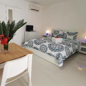 condo caribbean location on the beach