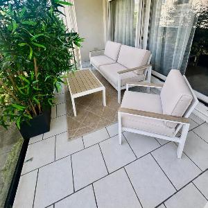 Élégant F2 avec grande terrasse