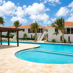 2BR Condo with Outdoor Lounge Pool Access Vredenberg Village