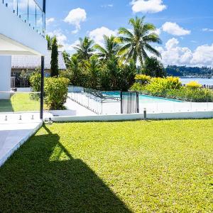 104 - Suva City Views Oceanfront Backyard