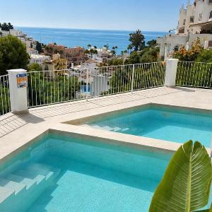 Nerja Paradise Rentals - Villa Barranco