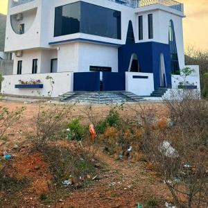 The Blue Lagoon Villa Udaipur