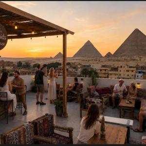 Black pyramids view inn
