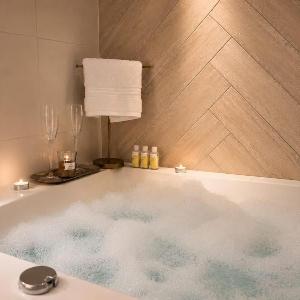 Star Luxury SuitePrivate Jacuzzi