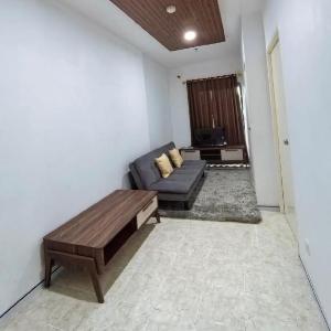Victoria 2 Room