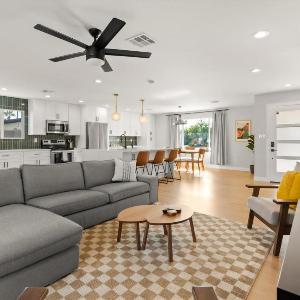 The Twin Palms Retreat