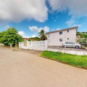 Appartement chaleureux à Les Trois-Îlets 21 m² balcon