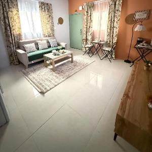 The Italian House5