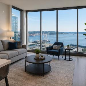 Seattle Ferris Wheel Waterfront Stay 1bd 1Bath