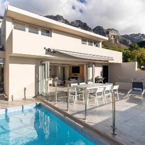 Ravensteyn Villa - Lux villa with Sea Views & Pool