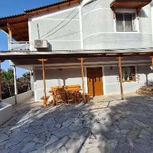 Shena Apartment