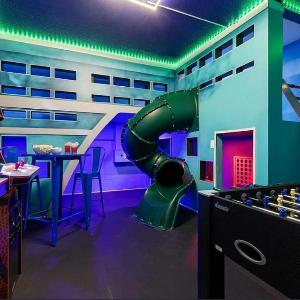 8BR Disney-Area Resort Home Private Pool Game Room Sleeps 17Lazy River-7054