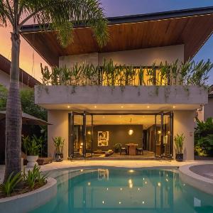 Bold x Gold - Unreal 3BR Uluwatu Villa