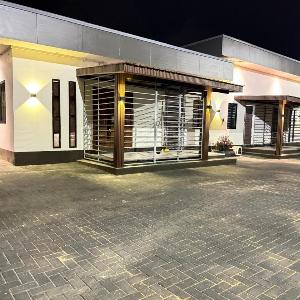 Comfy stays at Cathie