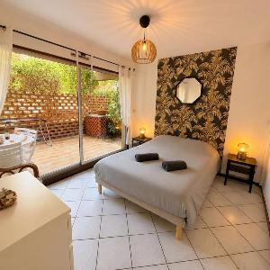 Appartement en rez-de-chaussée clim - 3 pers. - FR-1-900-14