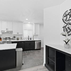 New Modern Home in SE Portland