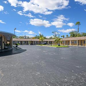 Lumina Motel