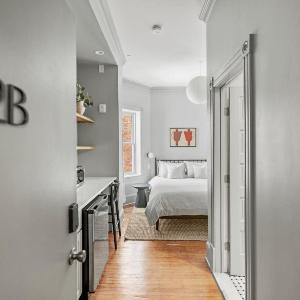 Suite 2B at Maison Dupont a Dupont Circle Inn