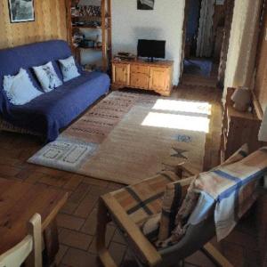 Lovely Ski Chaalet with great views