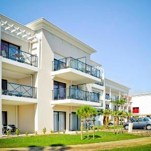 Coastal Stay with Pool in La Baule