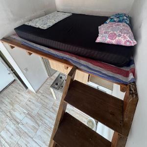Central Apartaestudio Barrio San Antonio Cali