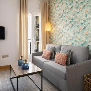 8-Guest Central Madrid Haven