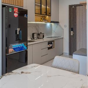 Modern 2BR Near Vincom Grand Park