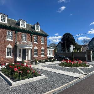 Historic American Garden Home in Cork