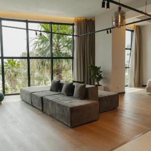 Zins Luxury Apartments