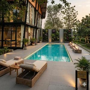 TUNA Hiriketiya - Luxury Resort & Pool Retreat