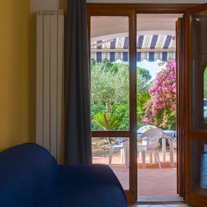 Appartamento Lacona Con Giardino