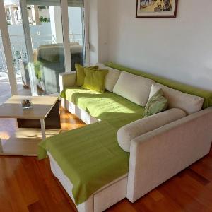 Villa Ni i Makarska - One Bedroom Apartment With Balcony Marina