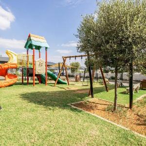 Serene 2-Bed Apartment in Midrand Lifestyle Estate