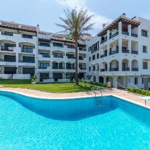 Apartamento Ivet con piscina comunitaria y a pie de la playa
