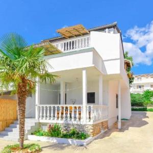 Apartments Villa Mavi Novalja ground floor