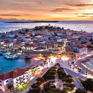 Guest House Stay & Smile Dolac Primo ten - Two Bedroom Apartment with Sea View and Balcony