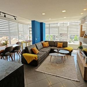 Sunny Skyline Apartmen