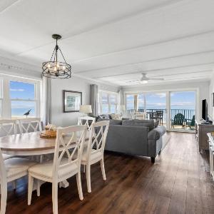 Updated Ocean Front Corner Condo on Amelia Island