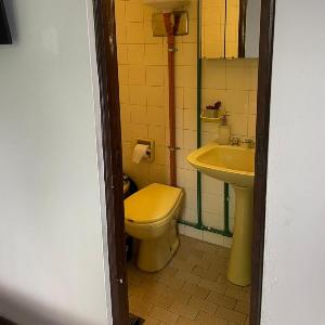 Habitación particular con baño privado