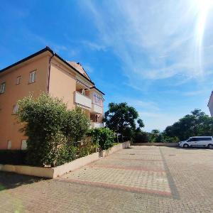 CC Shabay Apartment near Beach