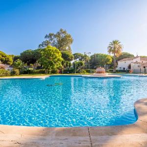 Cubo's El Refugio de Elviria House