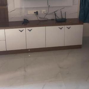 Modern Cozy 2BHK and 2ACs