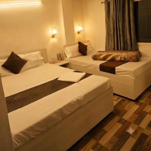 New Albatros Hotel